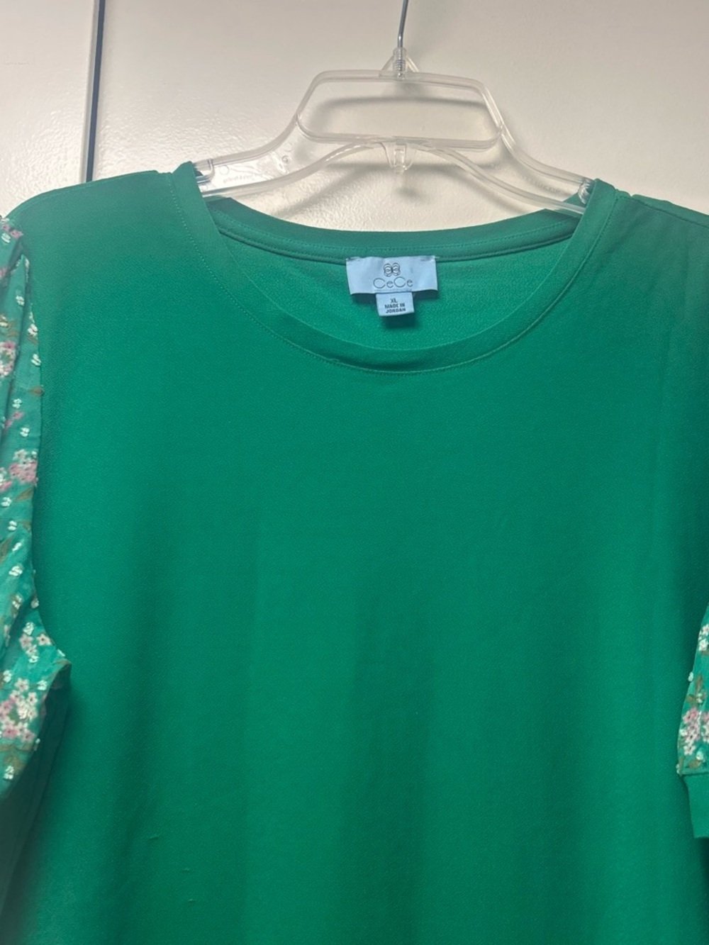 CeCe Emerald Green Tee with Floral Puff Sleeves - Picture 6 of 8